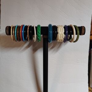 Vintage Lucite Plastic Acrylic Bangle Bracelets Chunky Lot Of 17 Various Widths